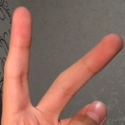 wuUTSXsh6vxYDBE's profile picture. :(