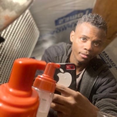 uijoku19's profile picture. https://t.co/tjaJDlyiEv