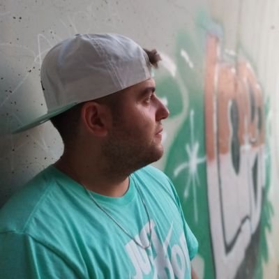 Cuanta OFFICIAL de LOREN MC rapero onubense!
escribo lo que siento y lo que vivo!
Mi nuevo disco SILENCIO
https://t.co/ebNzRMbb5Z