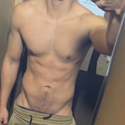 DaniLpe81921044's profile picture. DM to chat or meet