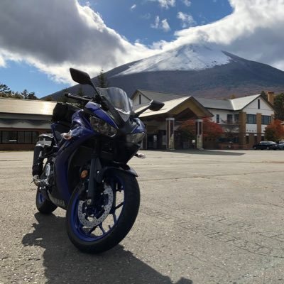 YZF-R25(2018)乗ってます！岩手滝沢住み　バイク車大好き。最近一眼レフにハマってます。気軽に声かけてください。