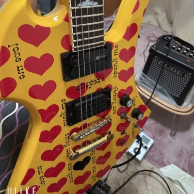 ギター🎸リスタートしました😆 毎日練習練習😊冬はスノボーばかりですが😅