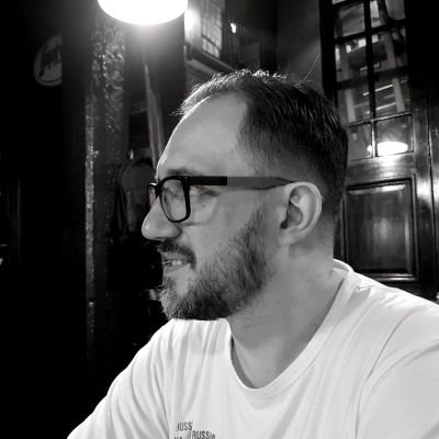 l3stat's profile picture. Domador de lombrices, payaso solapado, pateador de duendes. Periodista ateo. No le saco fotos a la comida. #Gamer #Maquetista #Macross #Skeptic #River 🇲🇨