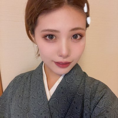 元アイドル / 24歳の未熟者ですが愛国心たっぷり🇯🇵政治・教育・経済・法律…気になったことを発信していきます。吉田松陰先生敬愛 大麻合法化活動 ✏︎~