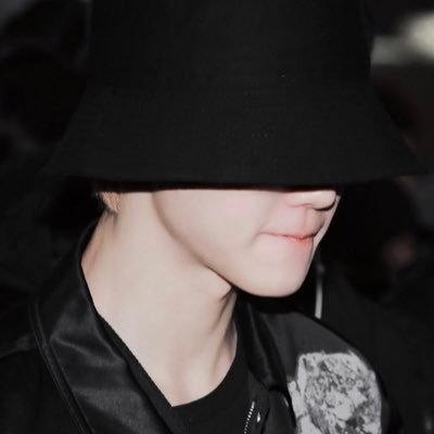 nmzanzr's profile picture. ; you can’t be happy everyday but there are things to be happy about everyday