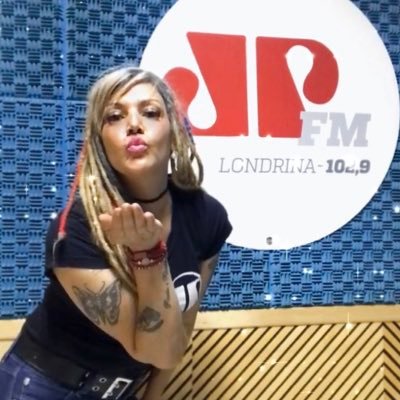 Locutora na Radio Jovem Pan Londrina
