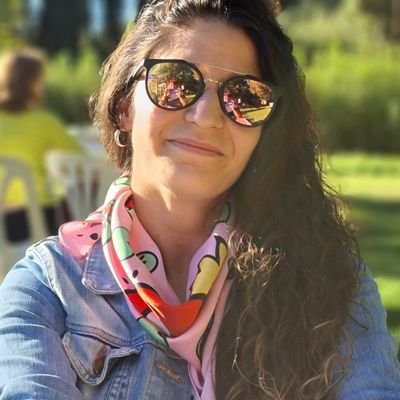 CynAdriel's profile picture. Leonina, soñadora, viajera incansable, río fácil y por sobre todas las cosas amo, amo fuerte.