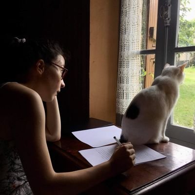 PhD candidate @KCL working on 13th-century chronicles
Palaeography nerd • coffee addict • feminist • she/her 🏳️🌈