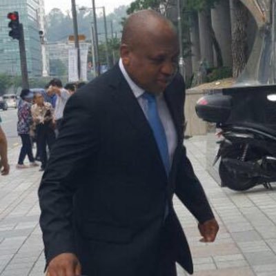 lekokokenosi's profile picture. 