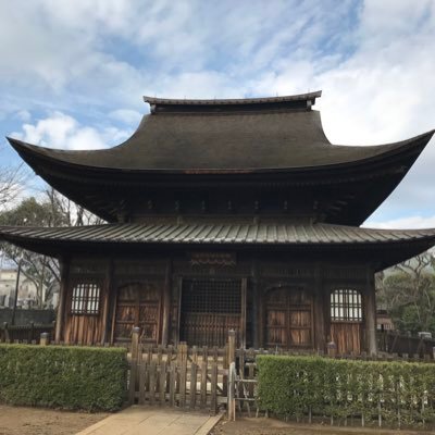 クラシック音楽マニア、観劇、絵画鑑賞、博物館、神社仏閣巡りも大好きです。