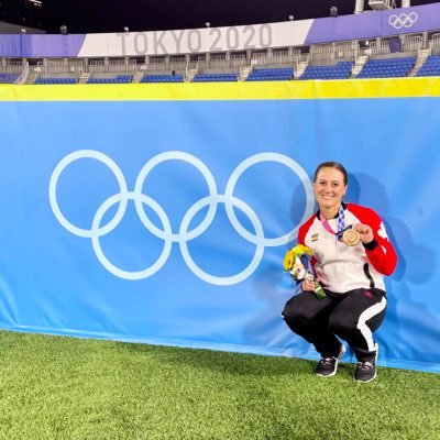 Team Canada softball by day • RN by night • 2020 Olympic Bronze Medalist • rep stan🐍