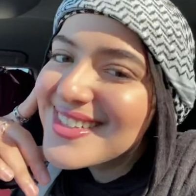Meri Narmi Ko Meri Kamzori Mat Samajhna🇮🇳
Sar Jukha kar chalti 🤔hoon to sirf Allah ke khauf se💗