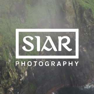 SIAR, meaning “West” or Westward” in Irish, is a range of contemporary, original photography of Ireland founded by @garyphotogr & @aoifelen. Shop Online ⬇️
