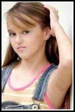 BehhRibeiro1's profile picture. I am:happy,nerd,skater,good..I don't know who I am!