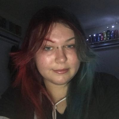 jeeprs_creeprs_'s profile picture. blm • horror nerd • noticed by @ shbz more times than l can count • why are you wearing the stupid bunny suit?