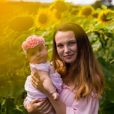 Wisła Kraków ❤️
matka 👶🐕
żona 👩‍❤️‍👨
roślinomaniaczka 🌱