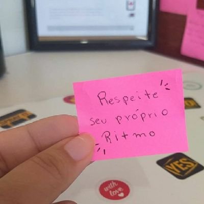 Dificuldades preparam pessoas comuns para destinos extraordinários🍃❤
👩⚕️ Estudante de enfermagem 1/10
📚 Amante de livros
