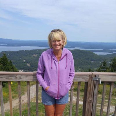 Realtor, dog rescuerer, Grammy, gym rat, volunteer