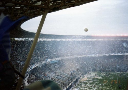 Tengo 20 años, vivo en la Ciudad de Posadas, Provincia de Misiones Argentina. Soy mas que hincha, enfermo del Racing Club de Avellaneda, mi gran amor.