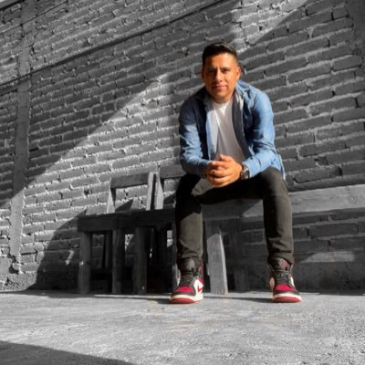isayarenassoto's profile picture. Crítico sin fundamentos, historias sin sentido.