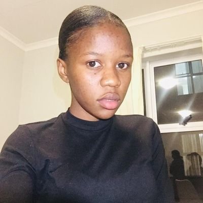 eMalahleni🏡
bcom Accounting student 👩🎓 UWC
UWCeffsc ❤️🖤💚