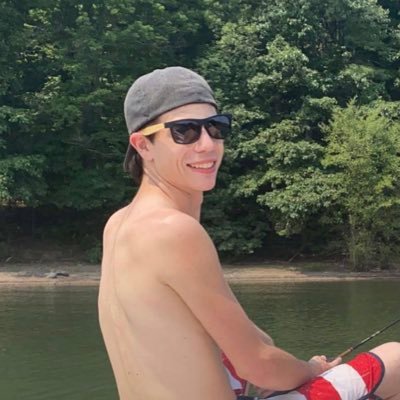 Variety Streamer who mostly plays Tarkov and Rocket League smilezdoesgaming@gmail.com