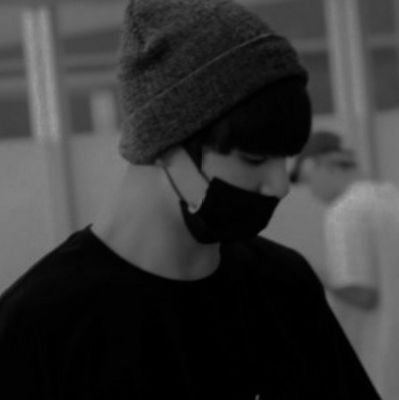 i7SEOK_'s profile picture. ㅤㅤㅤㅤ🏁 𝖙𝖔𝐤𝐲𝖔_ ━ 爱你汉城、𝟐𝟎𝟏𝟖, 𝐍𝐄𝐖