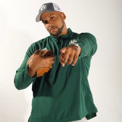 Northwest Missouri St Running back/TE Coach• Texas/Illinois Recruiter• Football site: https://t.co/06NM4Ovw4v• Camp Site: https://t.co/f0sk7nK0ax?amp=1