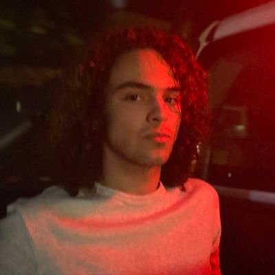 stateofgress's profile picture. Joaquín Bondoni es superior