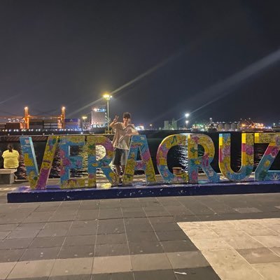 Nickylearnspan1's profile picture. 