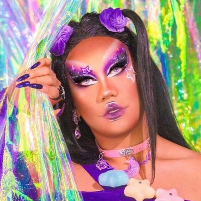 Cash Monet 🍉 // Otaku Bestieさんのプロフィール画像