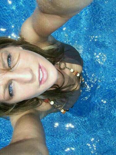 ericajane01's profile picture. 