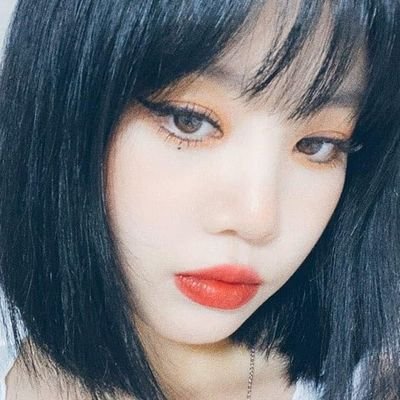 Hello. I'm a multifandomist. Glad to see you here !!
Здесь происходит непонятно,что.