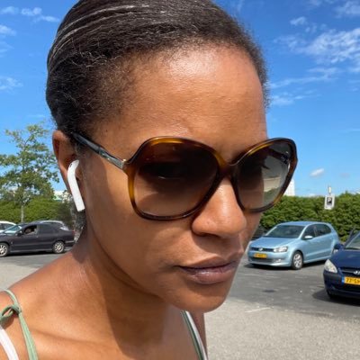 married iconophilist #wearamask 🏴🏁🏳️🌈🇨🇻🇺🇸🇳🇱 anti-racism anti-bigotry from all humans