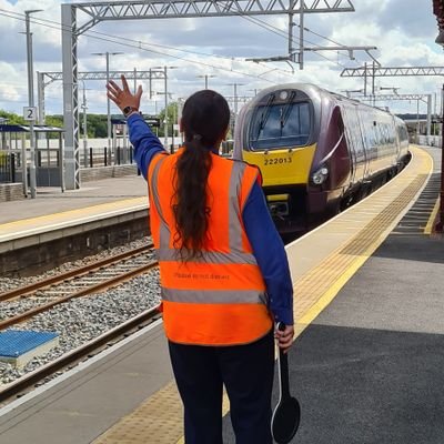 🚂Train crazy dispatcher, that loves to travel & sharing her adventures🏞
Relocated from Cumbria⛰️Living the #RailwayFamily dream!✨️All views are my own!😄