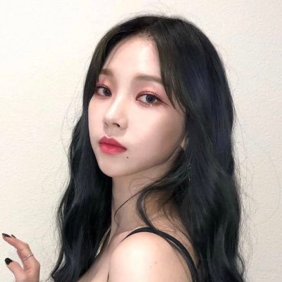 miming4628's profile picture. 整形情報収集アカ💉田舎の昼職☀️埋没二重、糸リフト済み 輪郭注射エラ小鼻ボトなど注射系はn回済み。本業はけーぽおた🇰🇷💖