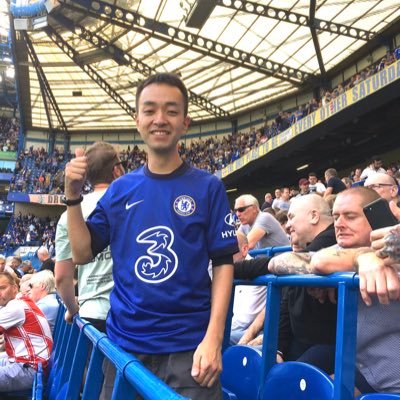 Moved to London from Japan to follow Chelsea. Season ticket holder. Went to 2008, 2012, 2021 UCL finals. Self-intro pinned.