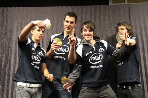 We are the Australian Halo Reach team, Immunity. We have big plans in place so keep an eye out for us in 2011! Follow us on http://t.co/UmOQ8JBUwi