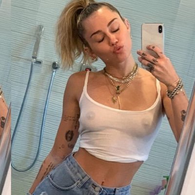 Visit La Miley Profile