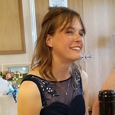 Dedicated EYFS and now Key Stage 1 teacher. Also EAL subject lead. Animal lover. Smile and the world will smile with you ♡ #TeamEarlyChildhood