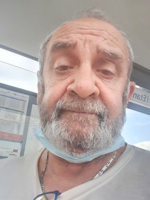pas spéciale mais atipique : j aime être seul dans ma vie et avoir que des relations sans me créer de contrainte et amis .