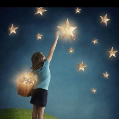 ZunairaIjaz5's profile picture. 