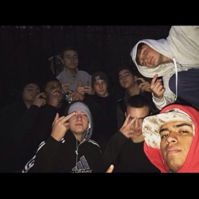 anelloooo's profile picture. 