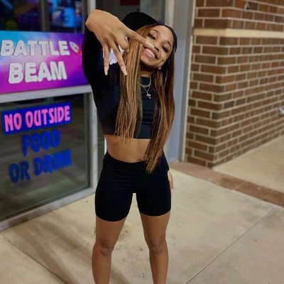 Kayla06111619's profile picture. Period lmfao