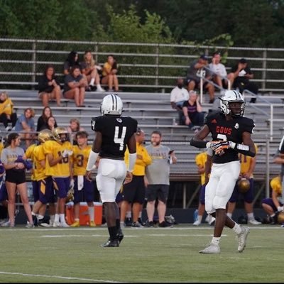 Hammond Morton HS|5”10 200|Philippians 4:13🙏🏿 Dedicated🏈22’ OLB For Morton High School❤️ Head Coach: Mac Mishler (989)666-6814 (UnSigned)