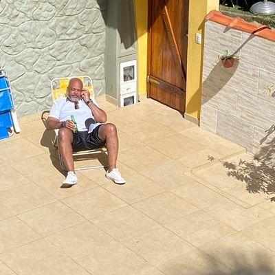 O SILÊNCIO É VIOLÊNCIA!✊🏿🏴
Let's End Racism!!!💪🏾✊🏿