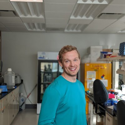 sambloom28's profile picture. 