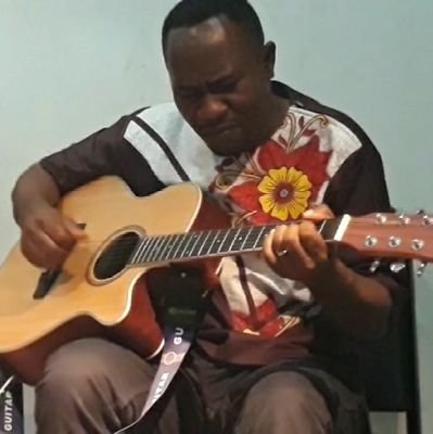 Artiste Musicien/Auteur Compositeur Interprète