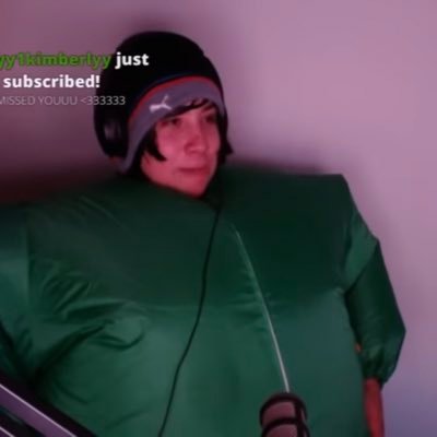 ElllieFlores's profile picture. no just no