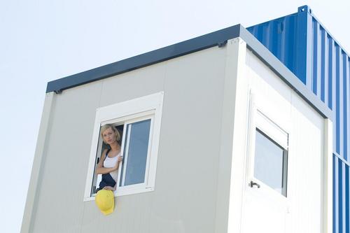 Een unit, cabin of container nodig? Huur of koop? Bel:0031(0)168 405 104 De partij in tijdelijke en semi-permanente huisvesting.